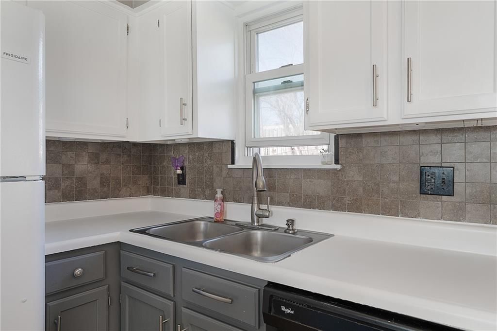 816 NE Pollard Street — photo 24