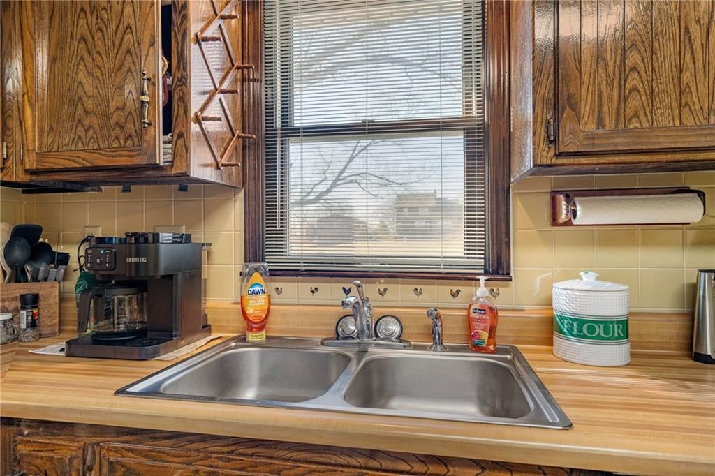 8636 Cedar Niles Road — photo 10