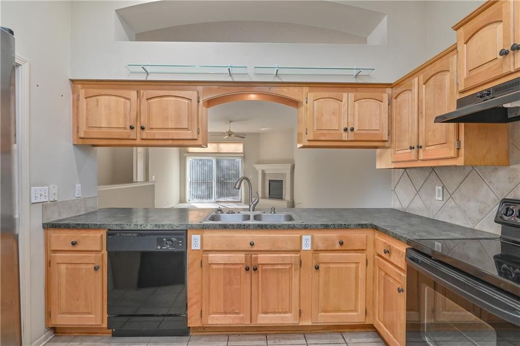 3203 NW 67th Street — photo 13