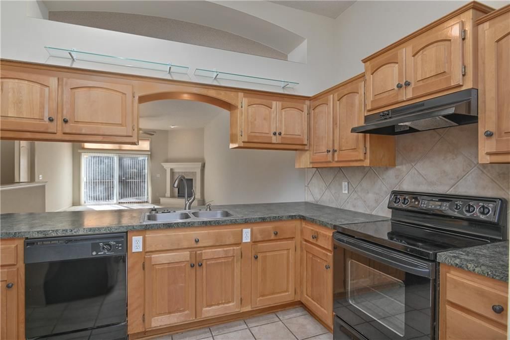 3203 NW 67th Street — photo 14