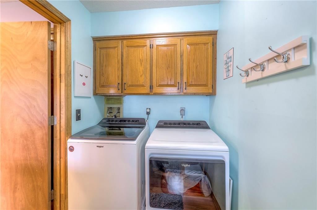15813 W 147th Terrace — photo 20