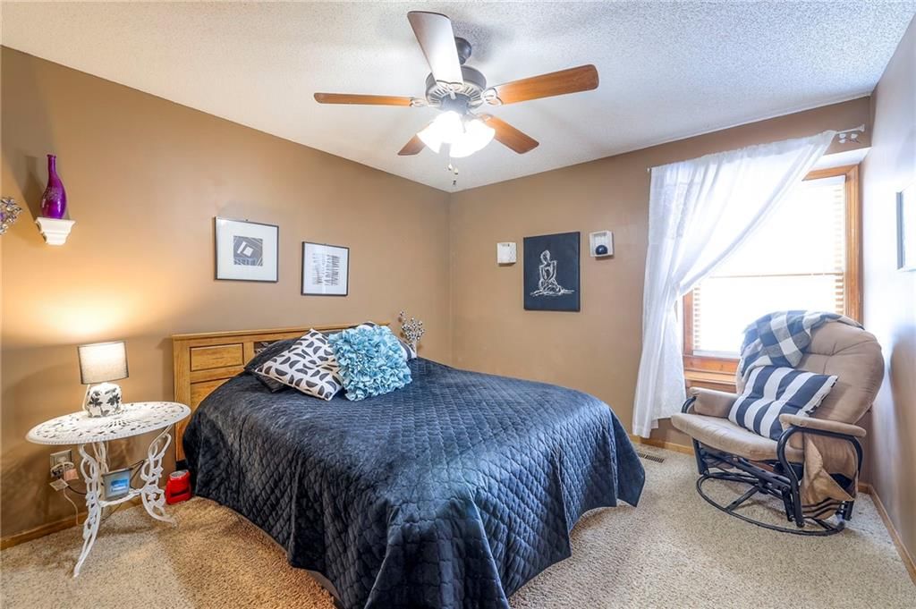 15813 W 147th Terrace — photo 31