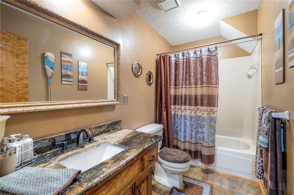 15813 W 147th Terrace — photo 33