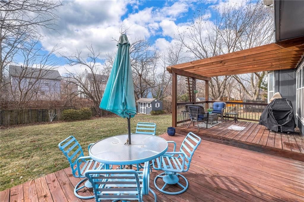 15813 W 147th Terrace — photo 35