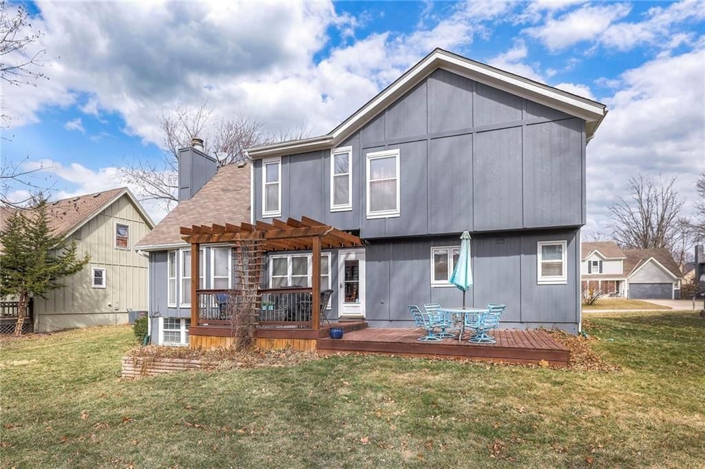 15813 W 147th Terrace — photo 37