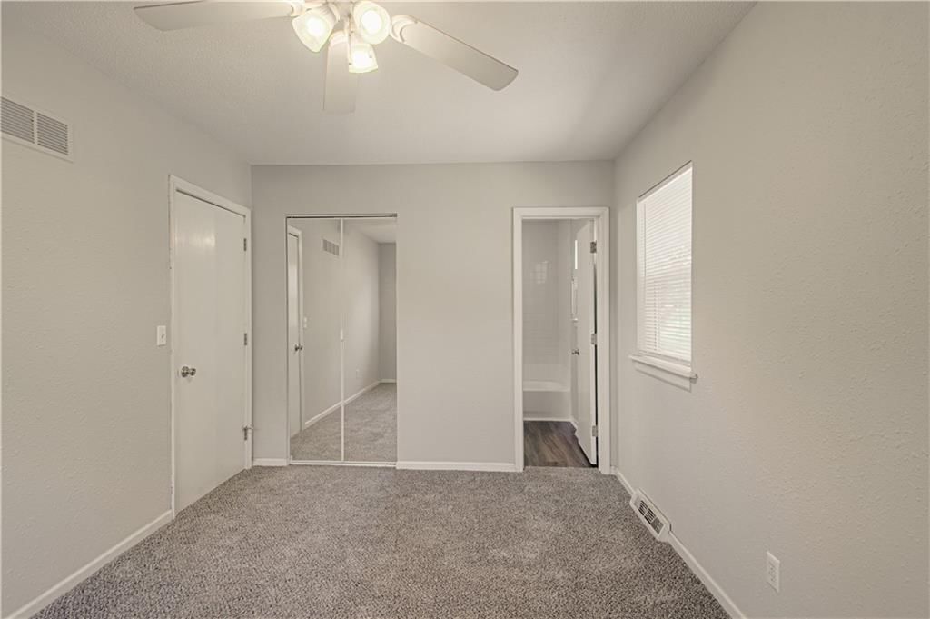 404 NE Castle Drive — photo 10