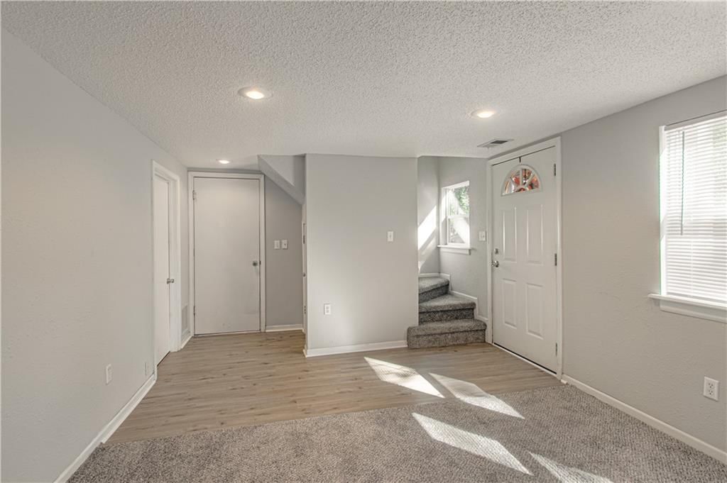 404 NE Castle Drive — photo 19