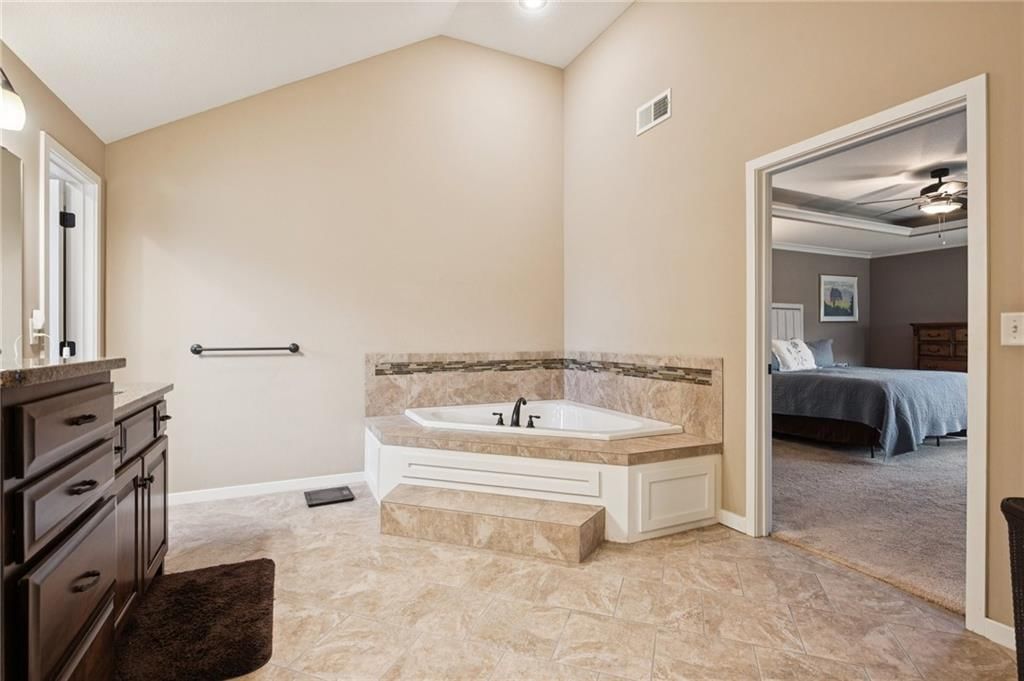 2210 NE 111th Street — photo 16