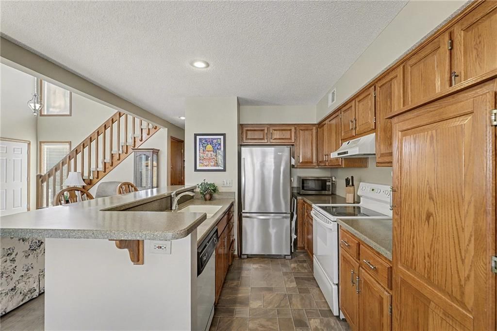 7204 W 155th Street — photo 9