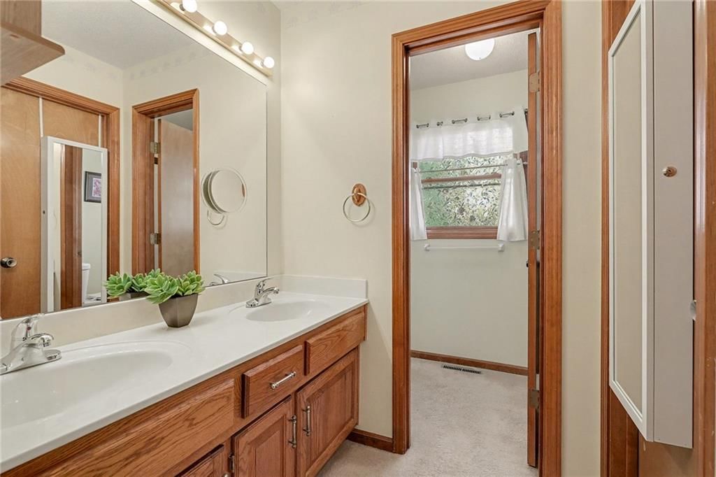 7204 W 155th Street — photo 16