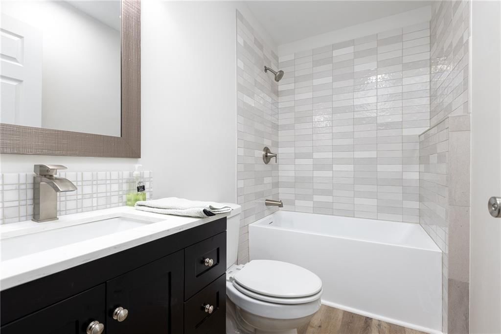 702 N Grove Street — photo 17