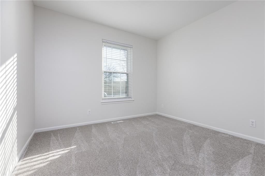702 N Grove Street — photo 19