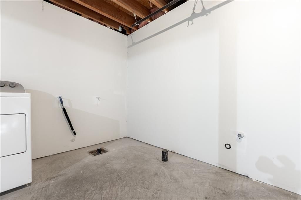 702 N Grove Street — photo 24