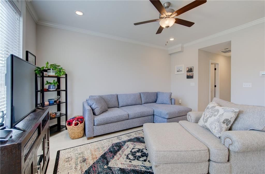 7389 Grand Slam Street — photo 10