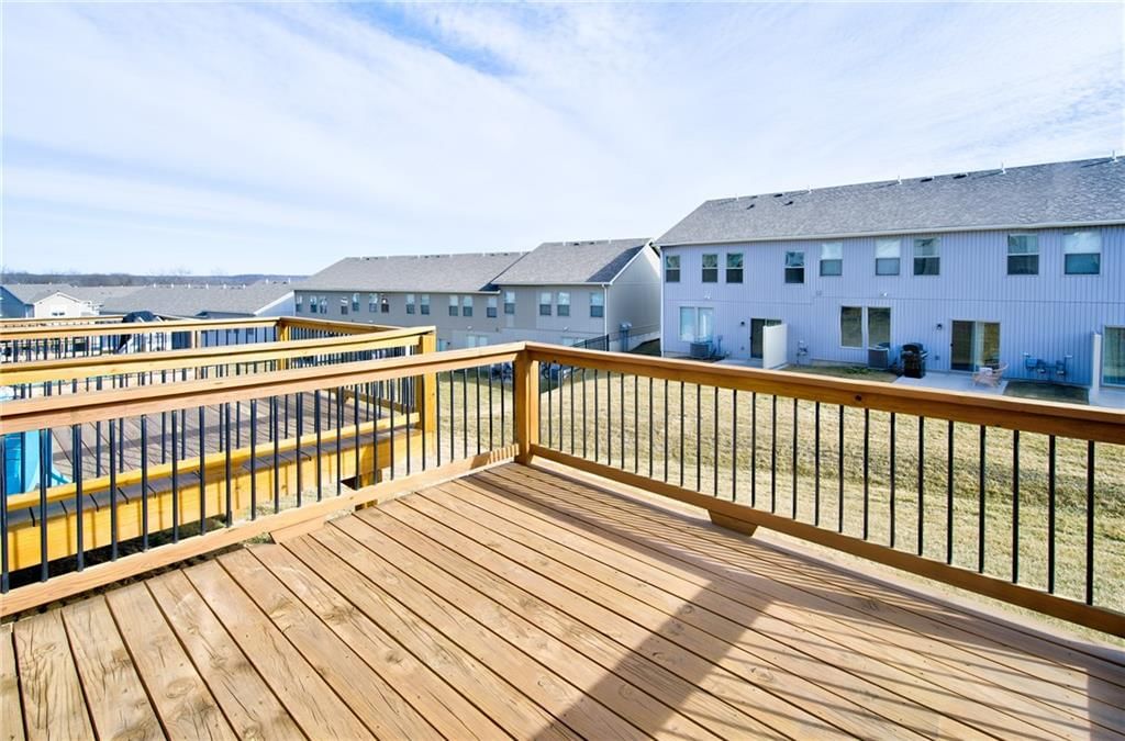 7389 Grand Slam Street — photo 28