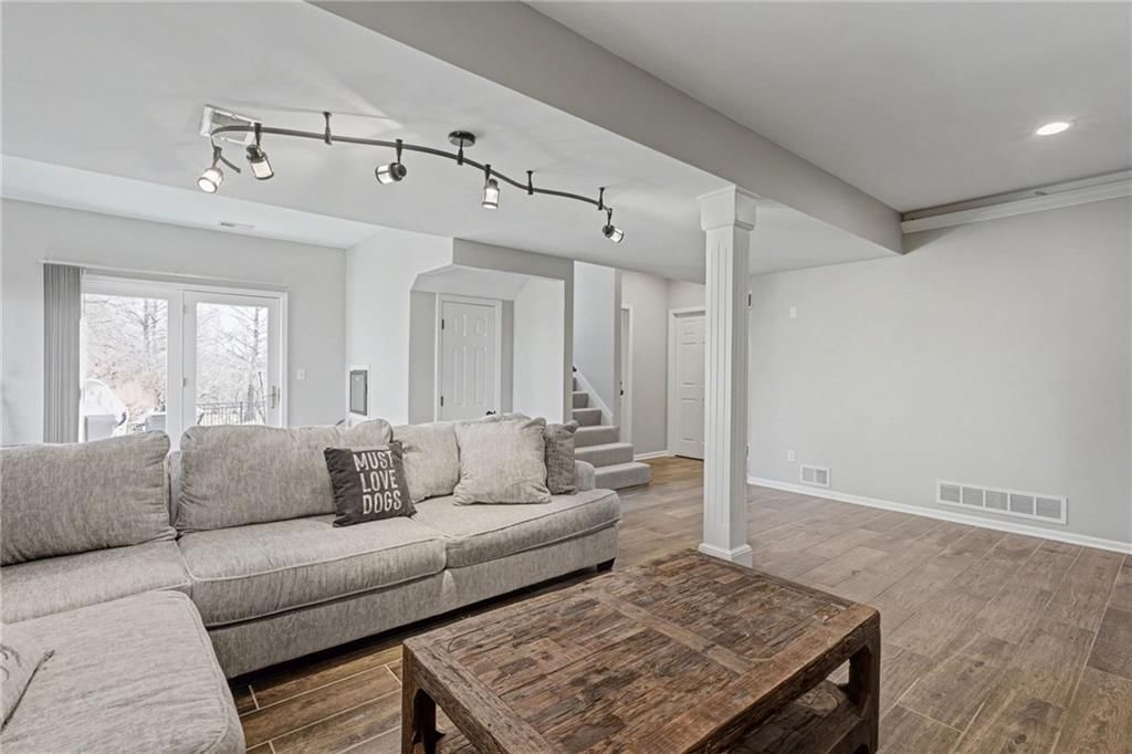 18392 154th Terrace — photo 32