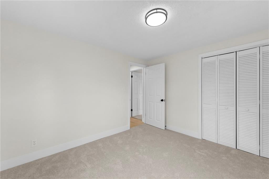 5435 Flint Street — photo 23