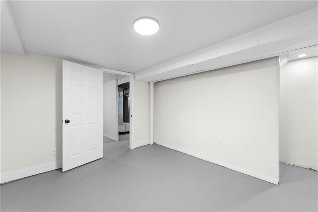 5435 Flint Street — photo 27