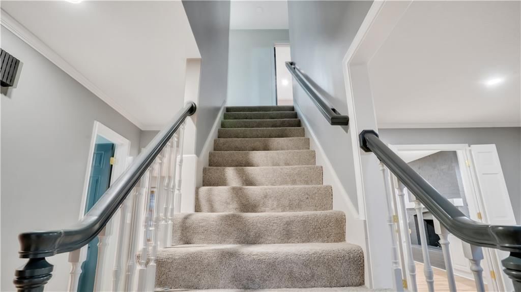 13709 S EDINBURGH Street — photo 8