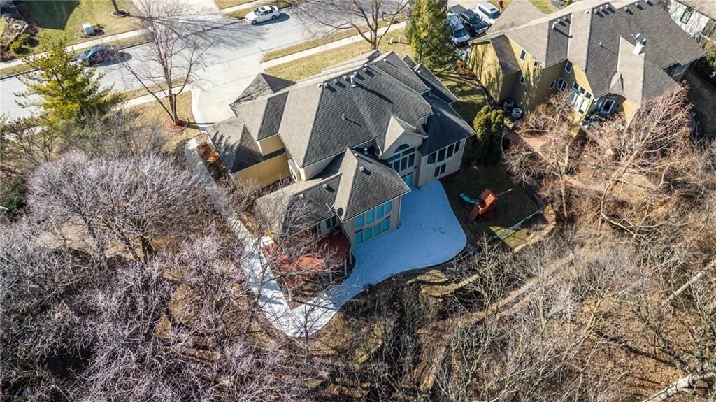 6119 S National Drive — photo 73