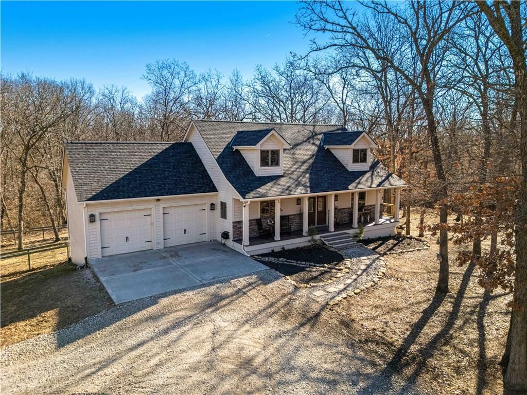 5845 SE McCoy Lane — photo 2