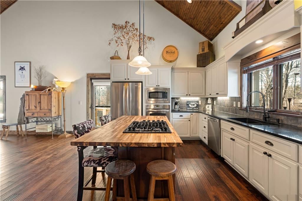 5845 SE McCoy Lane — photo 8