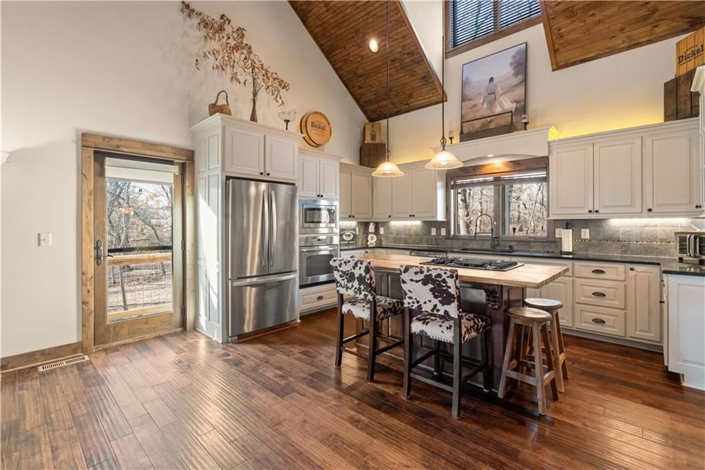 5845 SE McCoy Lane — photo 9