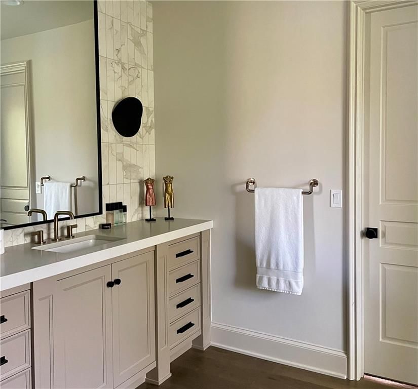 10504 S Highland Lane — photo 46