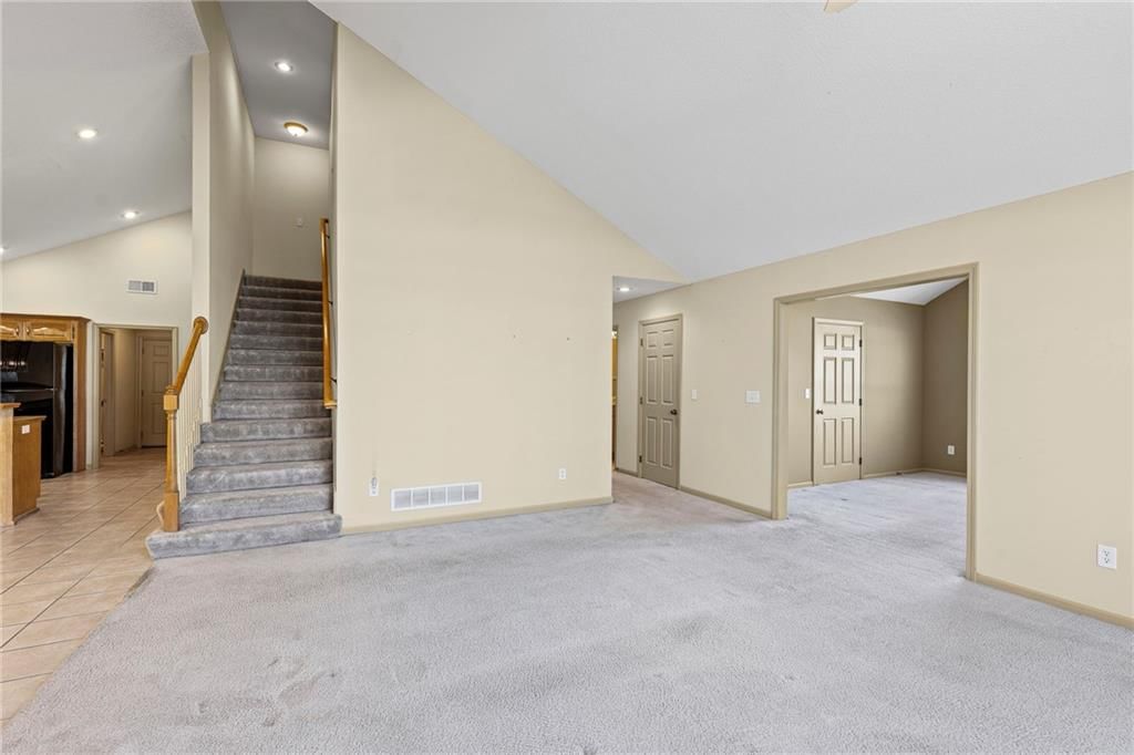 15282 S Greenwood Street — photo 8