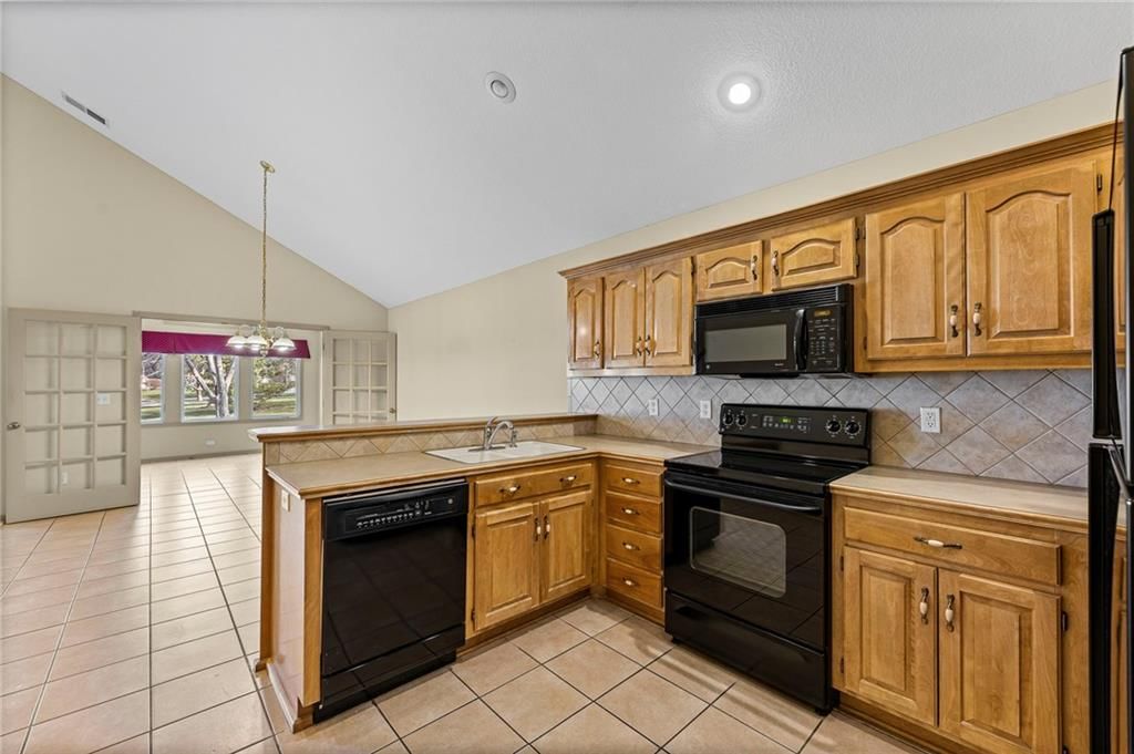 15282 S Greenwood Street — photo 17