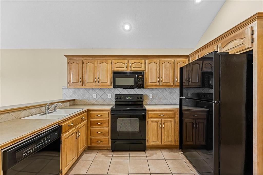 15282 S Greenwood Street — photo 18