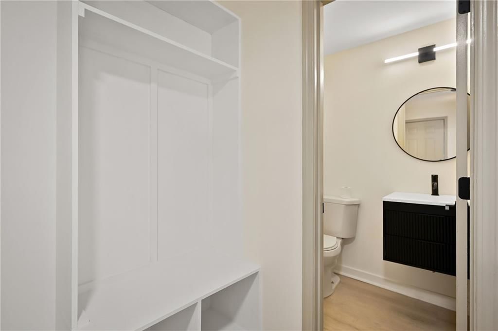 10208 Robinson Street — photo 11