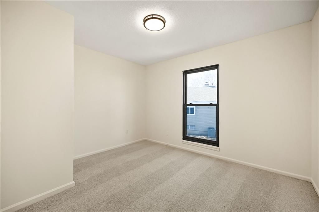 10208 Robinson Street — photo 19