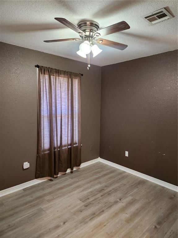 511 E Washington Street — photo 12