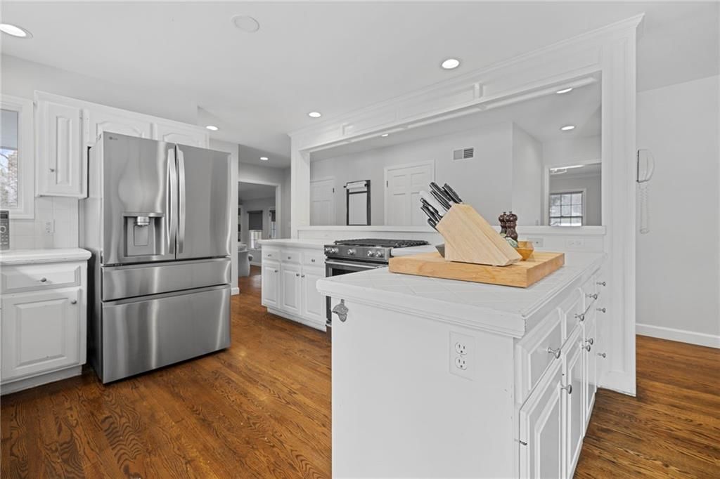 6724 Broadmoor Street — photo 16
