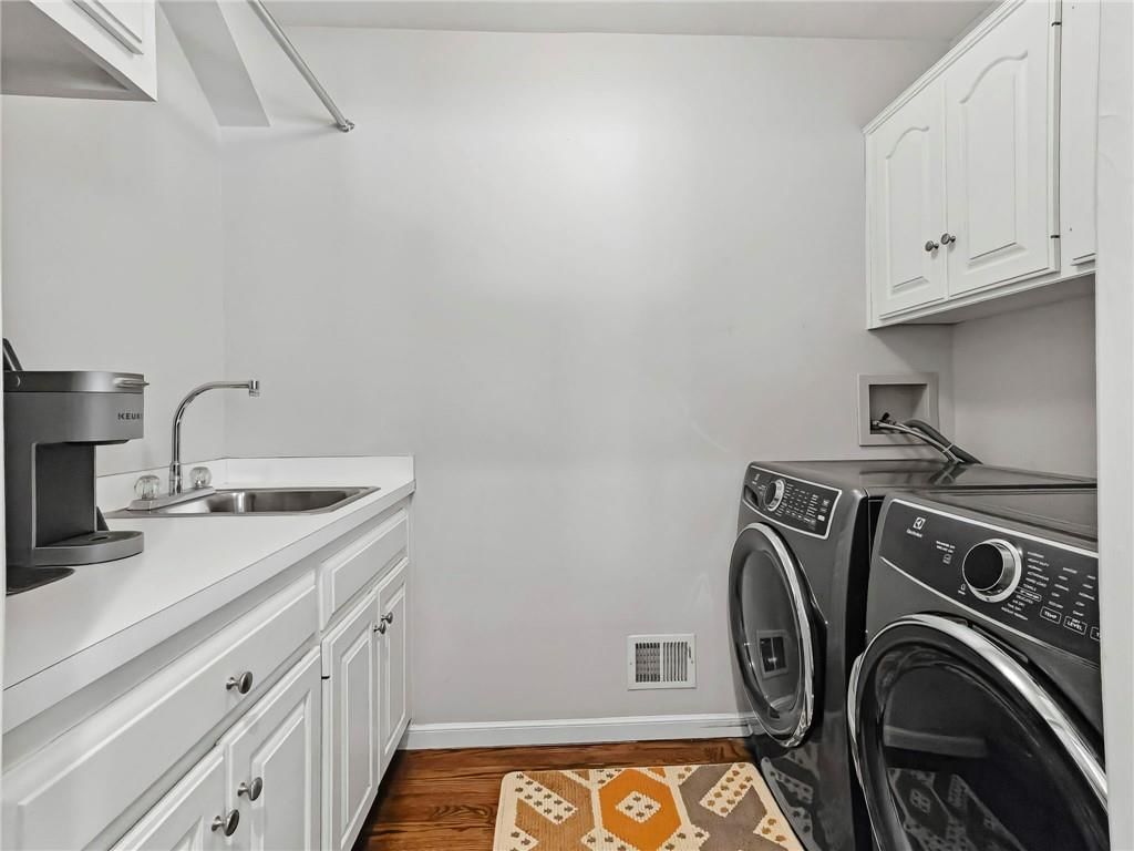 6724 Broadmoor Street — photo 18
