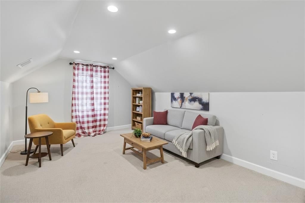 6724 Broadmoor Street — photo 32