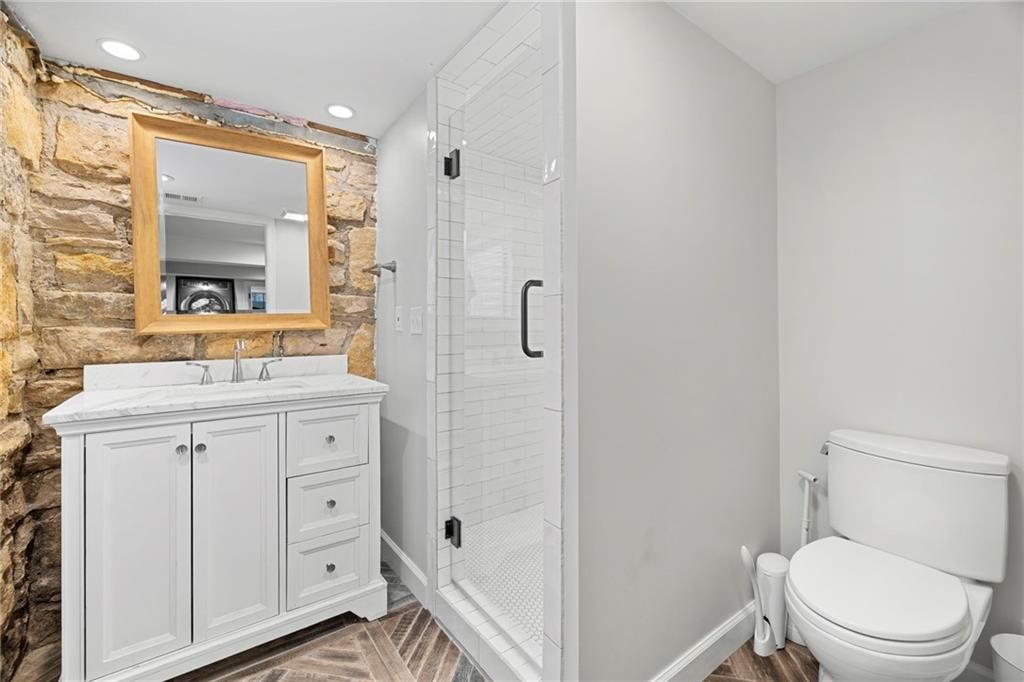 6724 Broadmoor Street — photo 36
