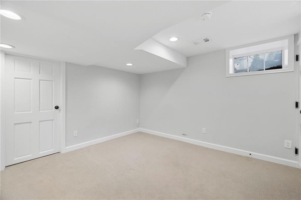 6724 Broadmoor Street — photo 39