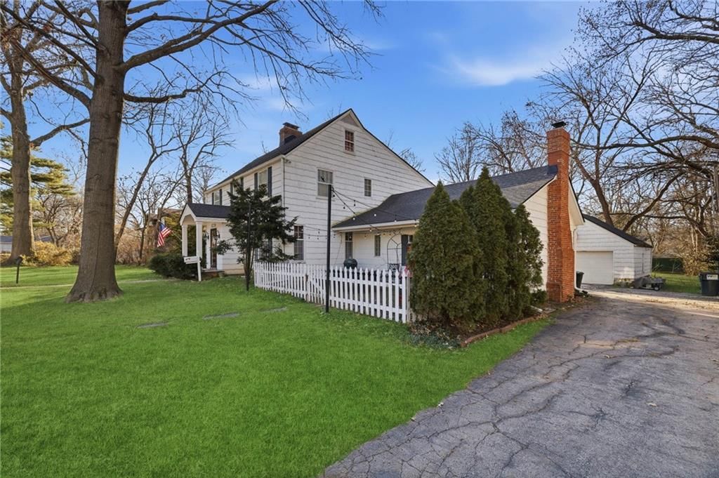 6724 Broadmoor Street — photo 42
