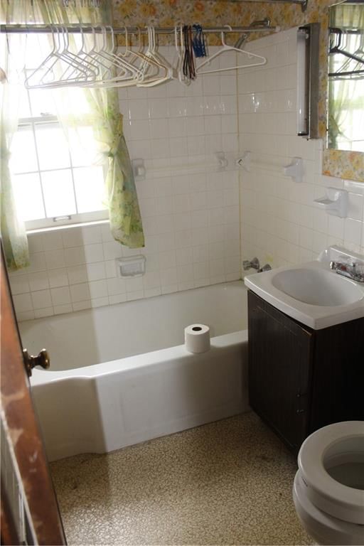 10831 Holmes Road — photo 23