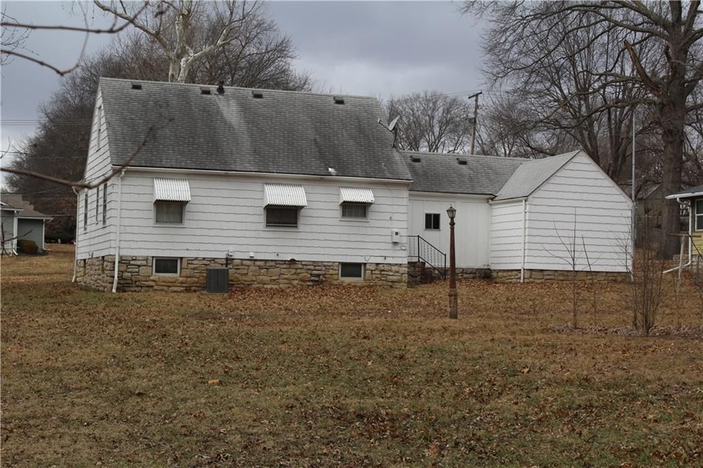 10831 Holmes Road — photo 47