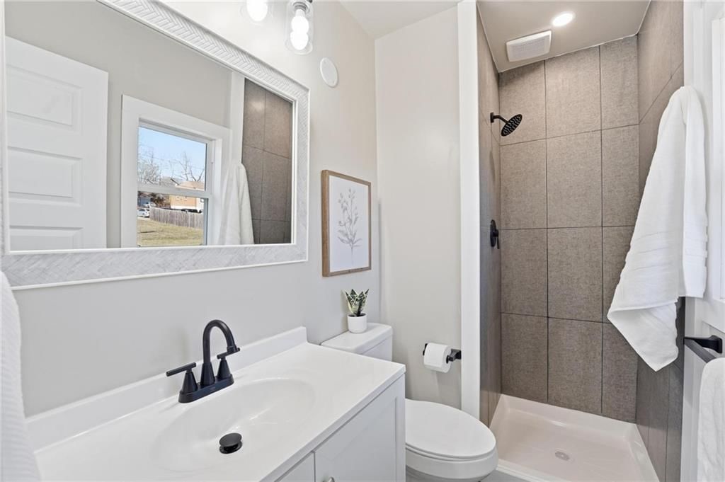 7515 N Tracy Avenue — photo 19