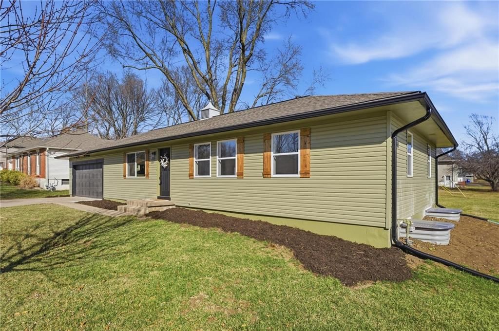 7515 N Tracy Avenue — photo 39