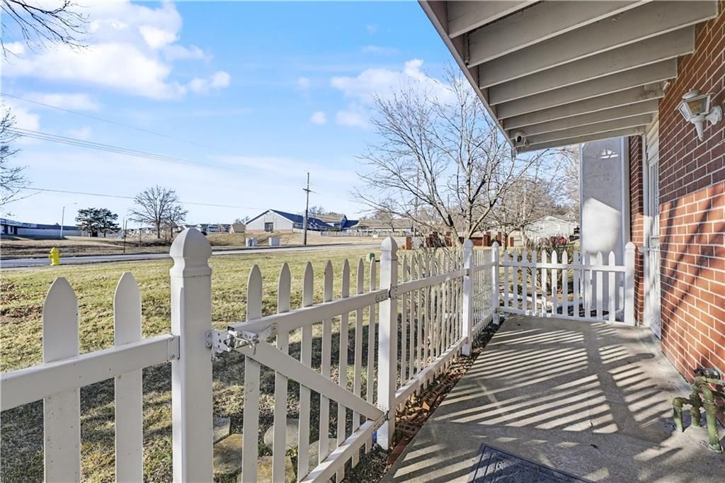 8001 Westridge Road — photo 21