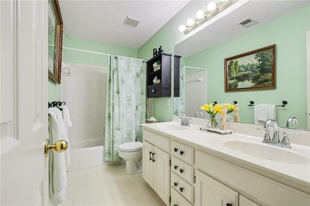 5019 Mccoy Street — photo 20