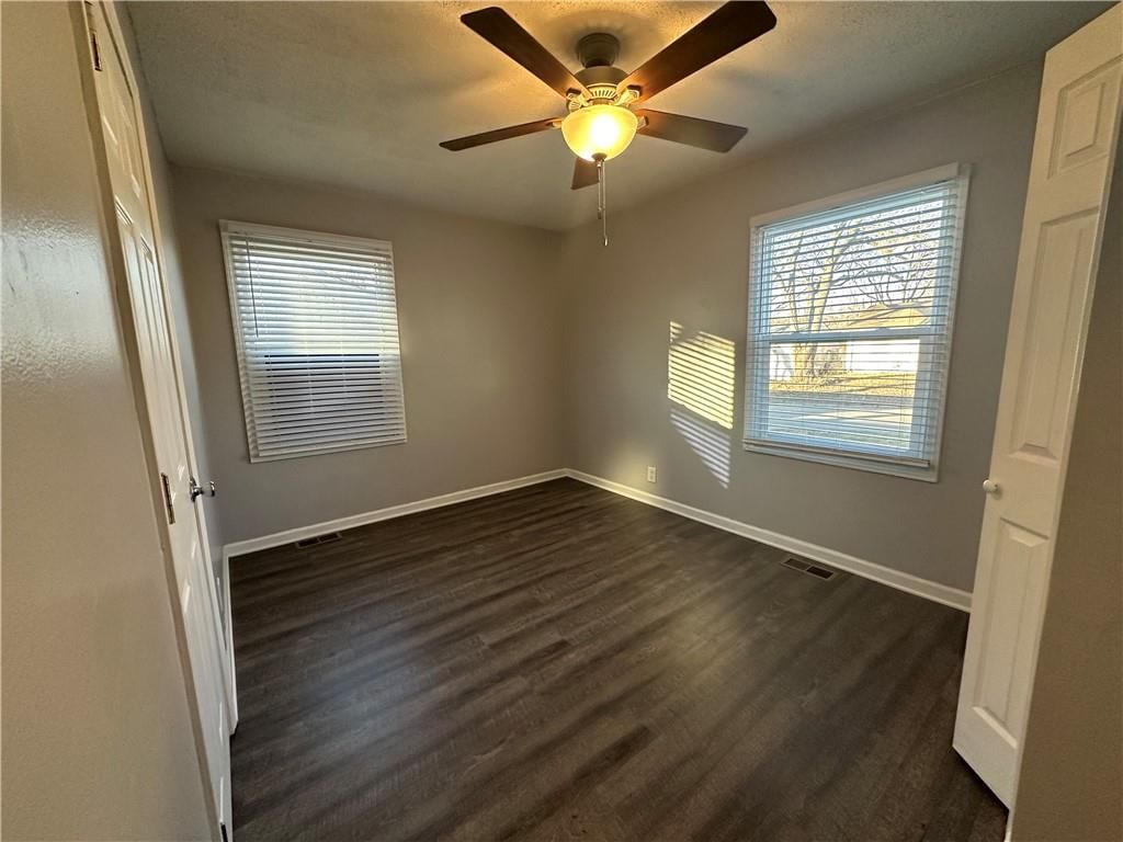 1319 S Crane Street — photo 3