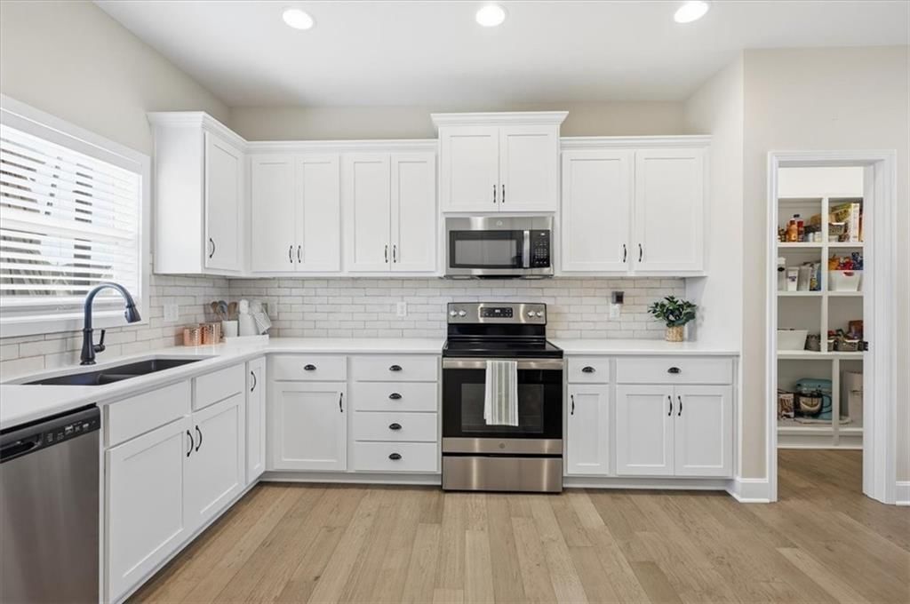 2121 Sycamore Street — photo 10