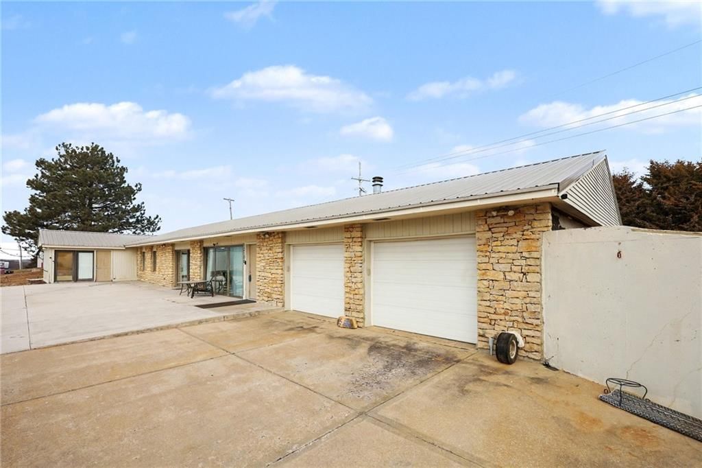12100 Hedge Lane Terrace — photo 8