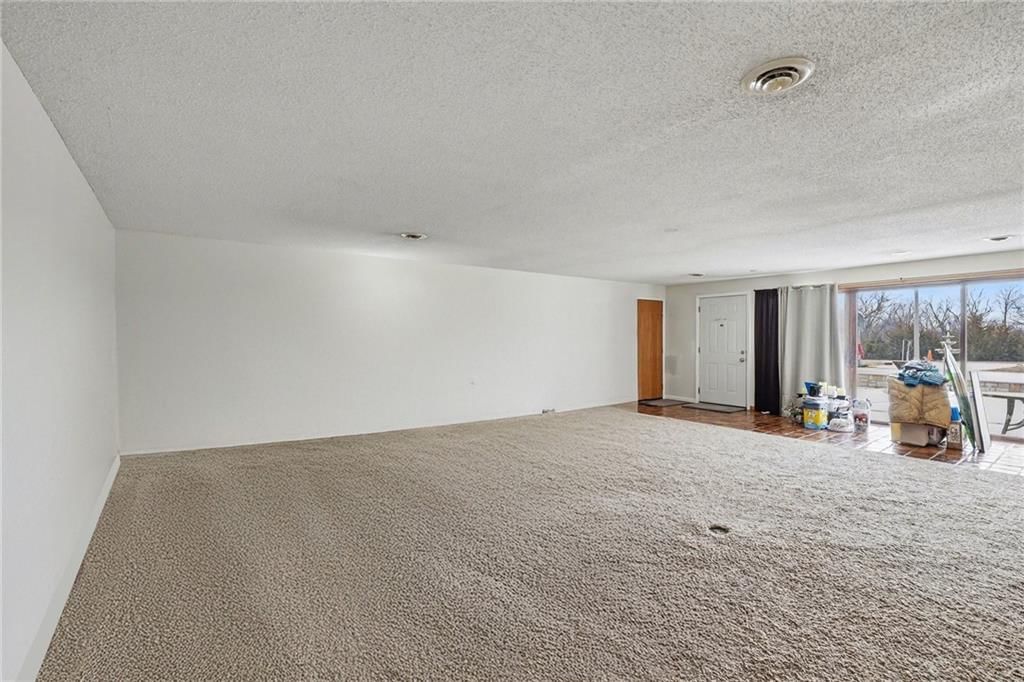 12100 Hedge Lane Terrace — photo 9